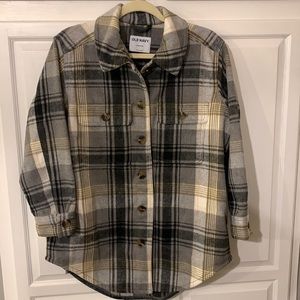 Old Navy Button Down Plaid Shacket Slightly Oversized Jacket(S)Petite